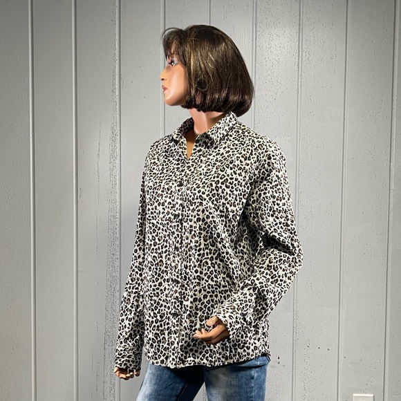 *Lars Amadeus Women's Leopard Print Button Down Shirt Sz M - Picture 3 of 12